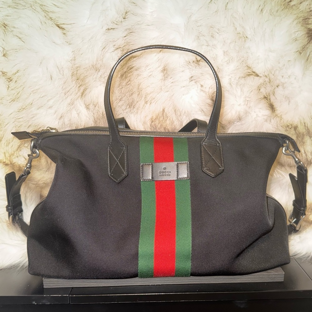 GUCCI  
🔥 Pre-Loved Black Techno Canvas Web Duffle - Picture 2 of 14